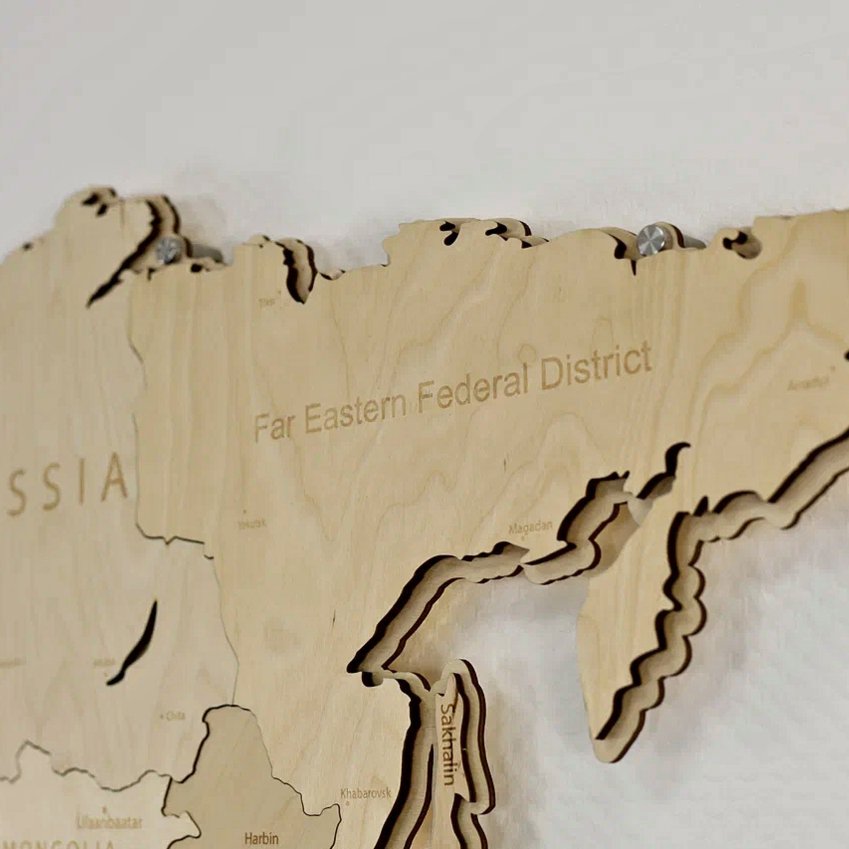 Drewniana mapa świata LED – Naturalna