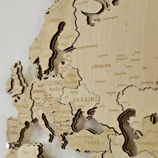 Drewniana mapa świata LED – Naturalna
