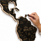 Drewniana Mapa Świata LED – Wenge